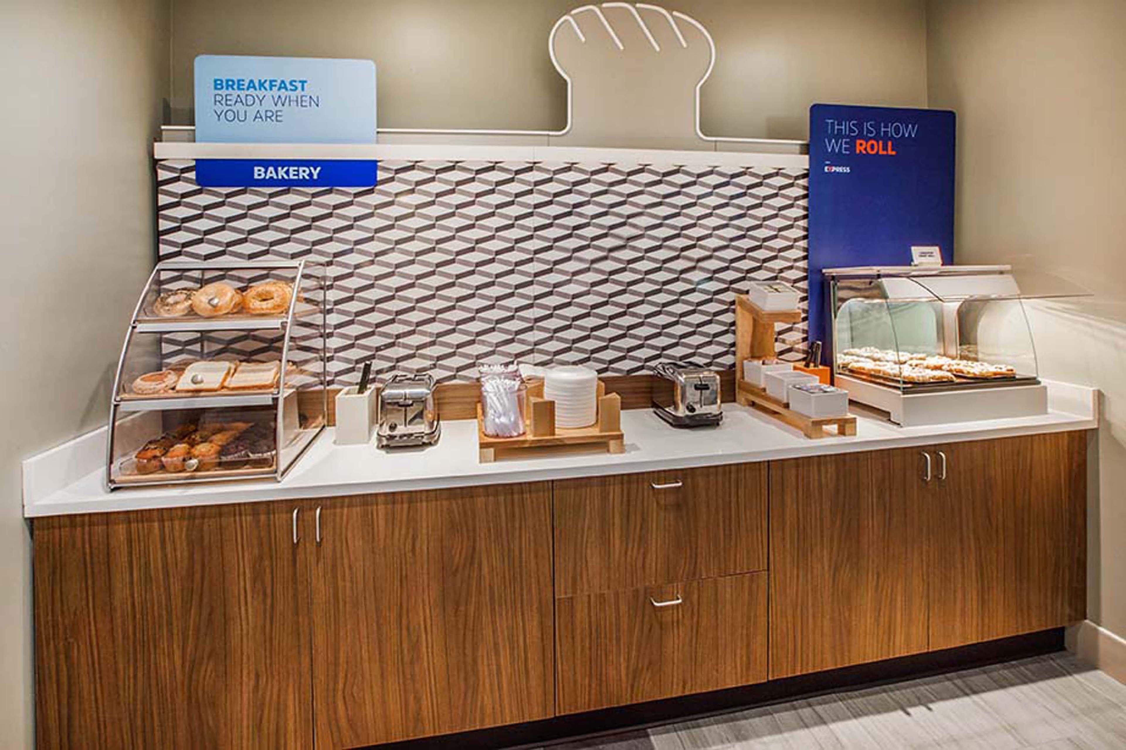 Holiday Inn Express Fishkill-Mid Hudson Valley By Ihg Eksteriør billede